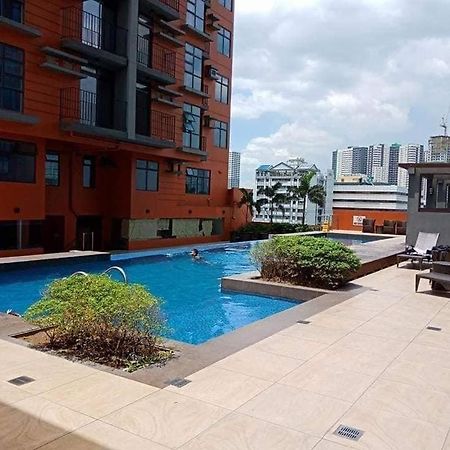 12 -A Portovita North Tower Quezon City Esterno foto
