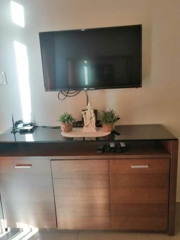12 -A Portovita North Tower Quezon City Esterno foto