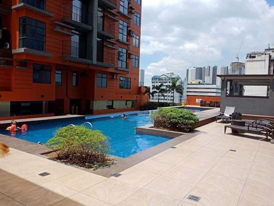 12 -A Portovita North Tower Quezon City Esterno foto